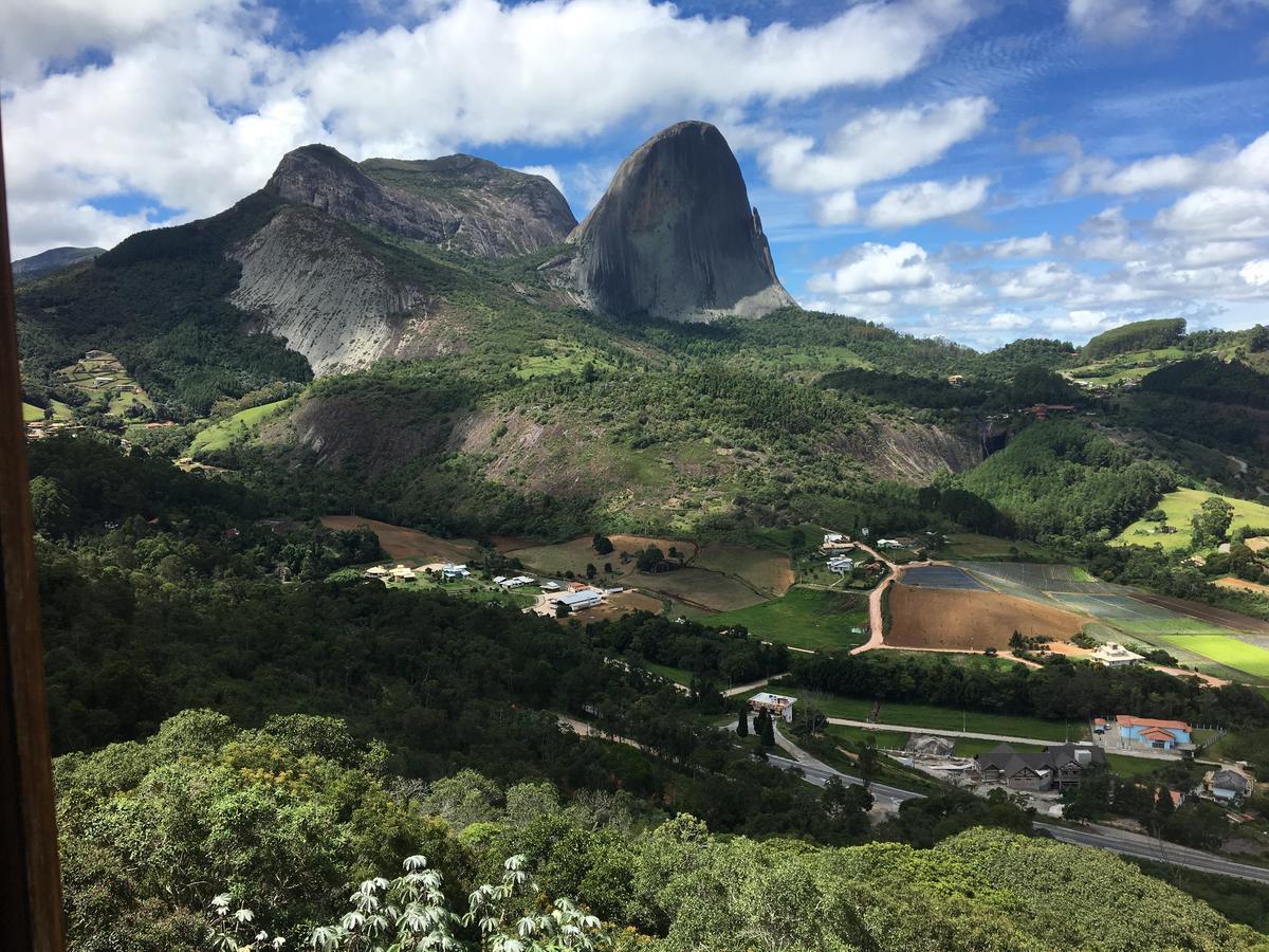 דומינגוס מרטינס Aparthotel Em Pedra Azul מראה חיצוני תמונה