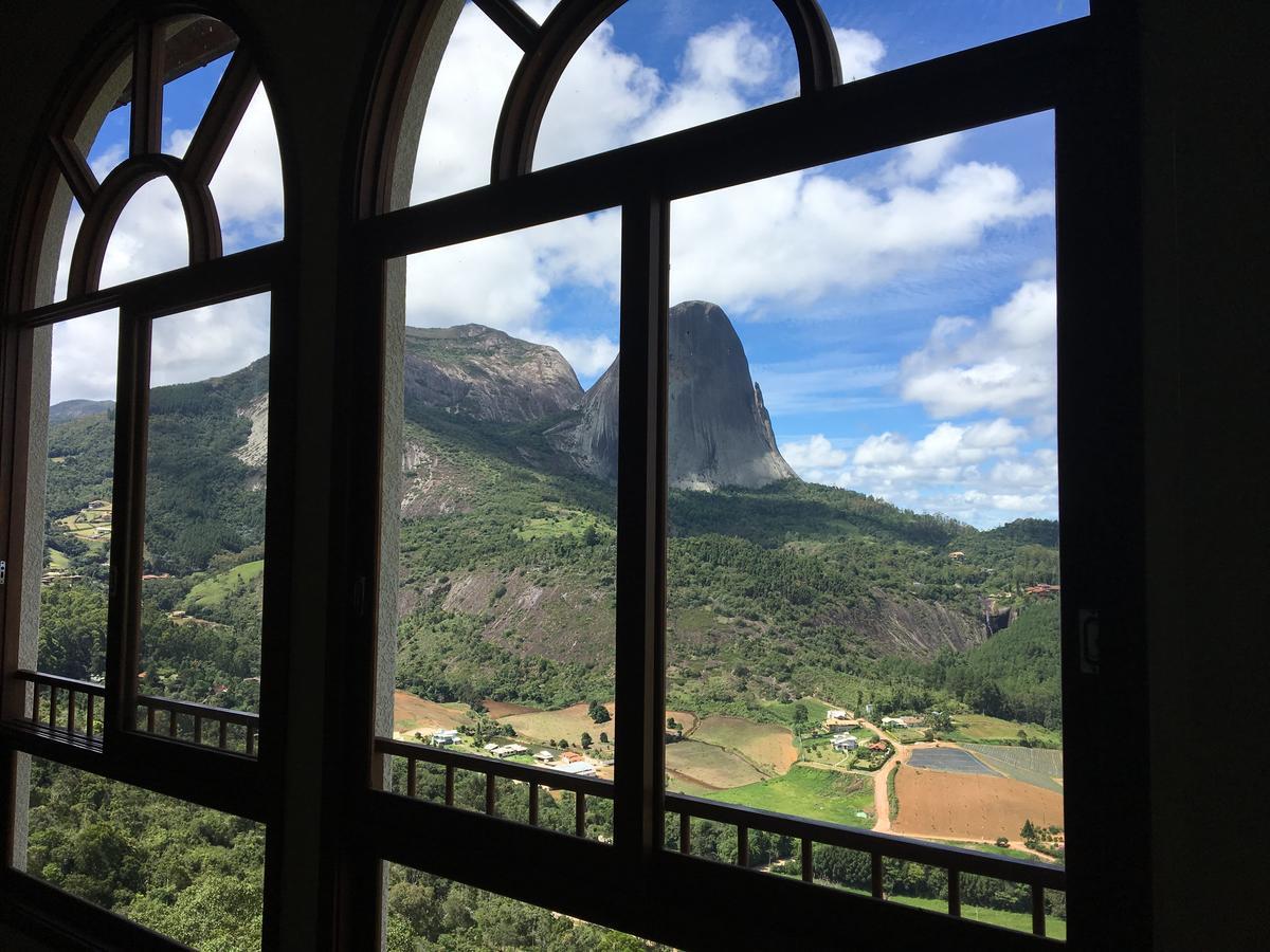 דומינגוס מרטינס Aparthotel Em Pedra Azul מראה חיצוני תמונה